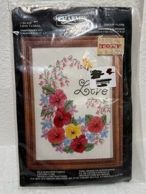 Love Floral Embroidery Kit - Multicolor